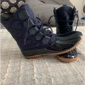 Yoki women’s size 10 duck boots